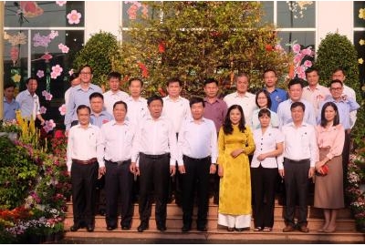 Bí thư Tỉnh ủy Nguyễn Mạnh Cường thăm, chúc tết Cao su Phú Riềng
